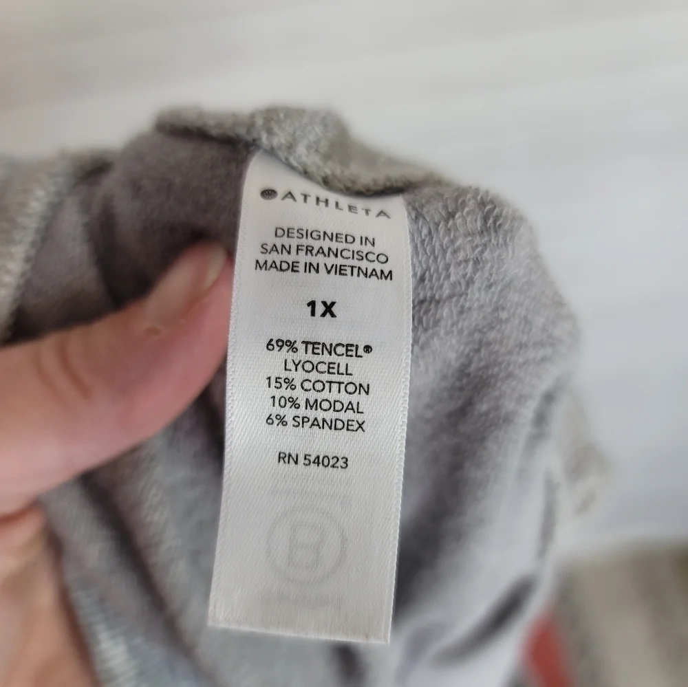 Athleta gently pre
