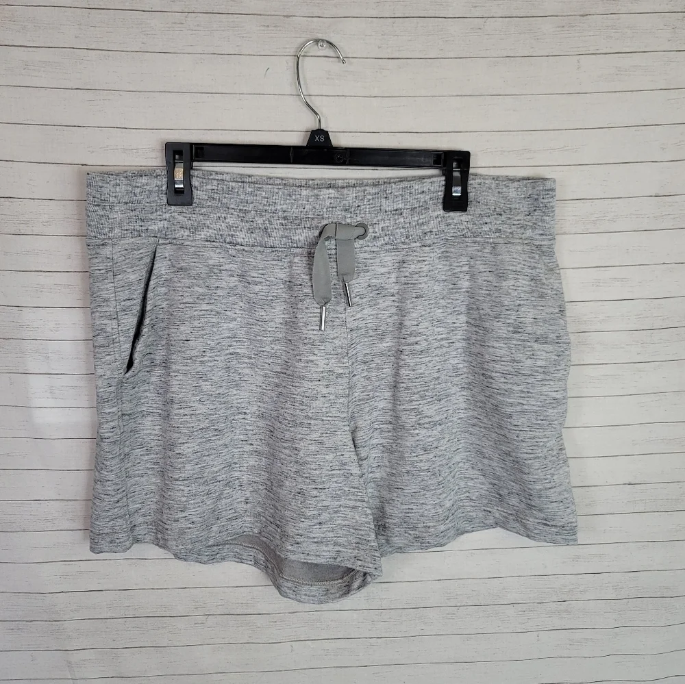 Athleta gently pre