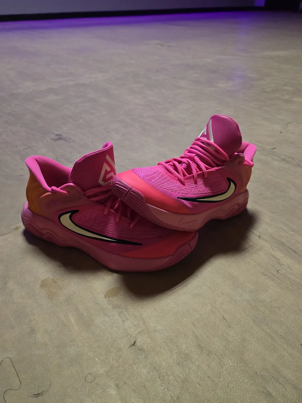 Nike orange court