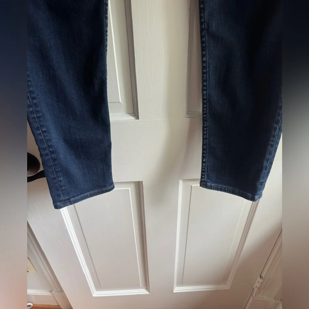 Closed blue denim