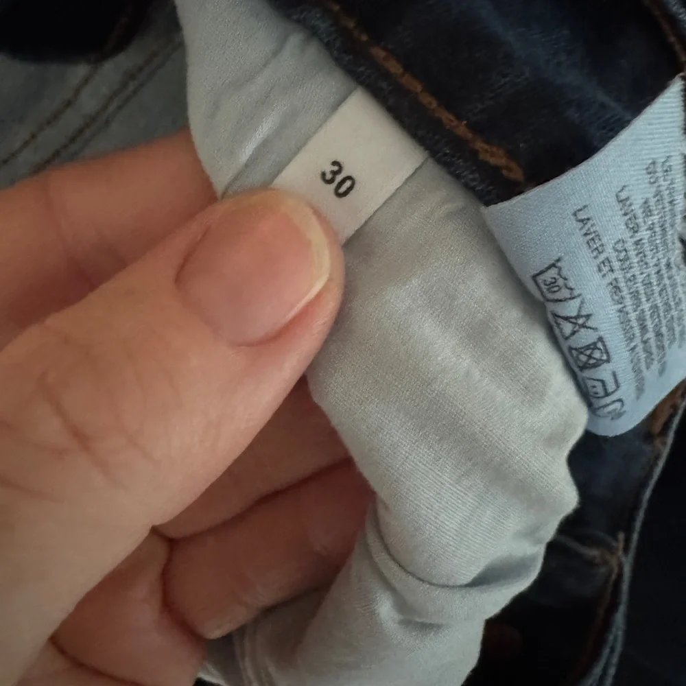 Closed blue denim