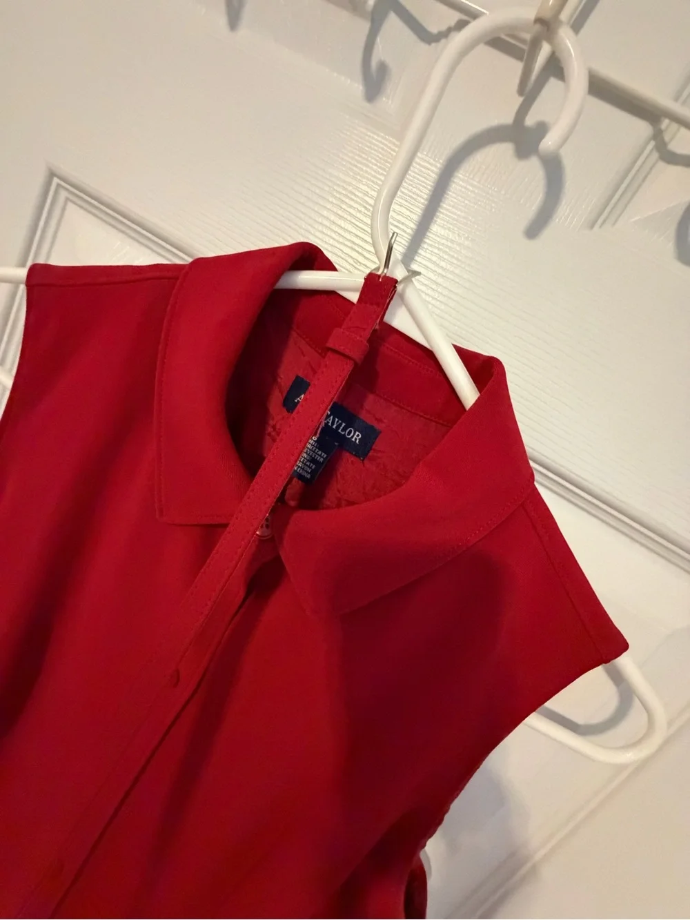 Ann Taylor sleek sleeveless