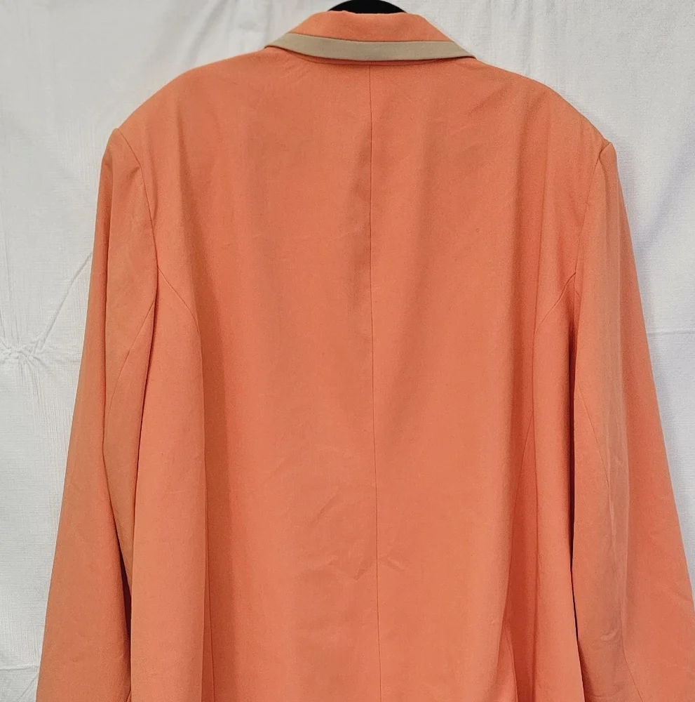 Bob Mackie vintage bob