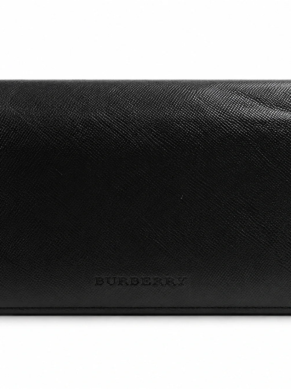 Burberry reposhing this