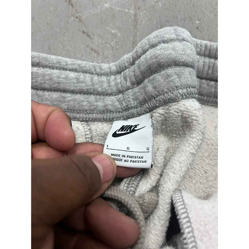 Nike negative ship