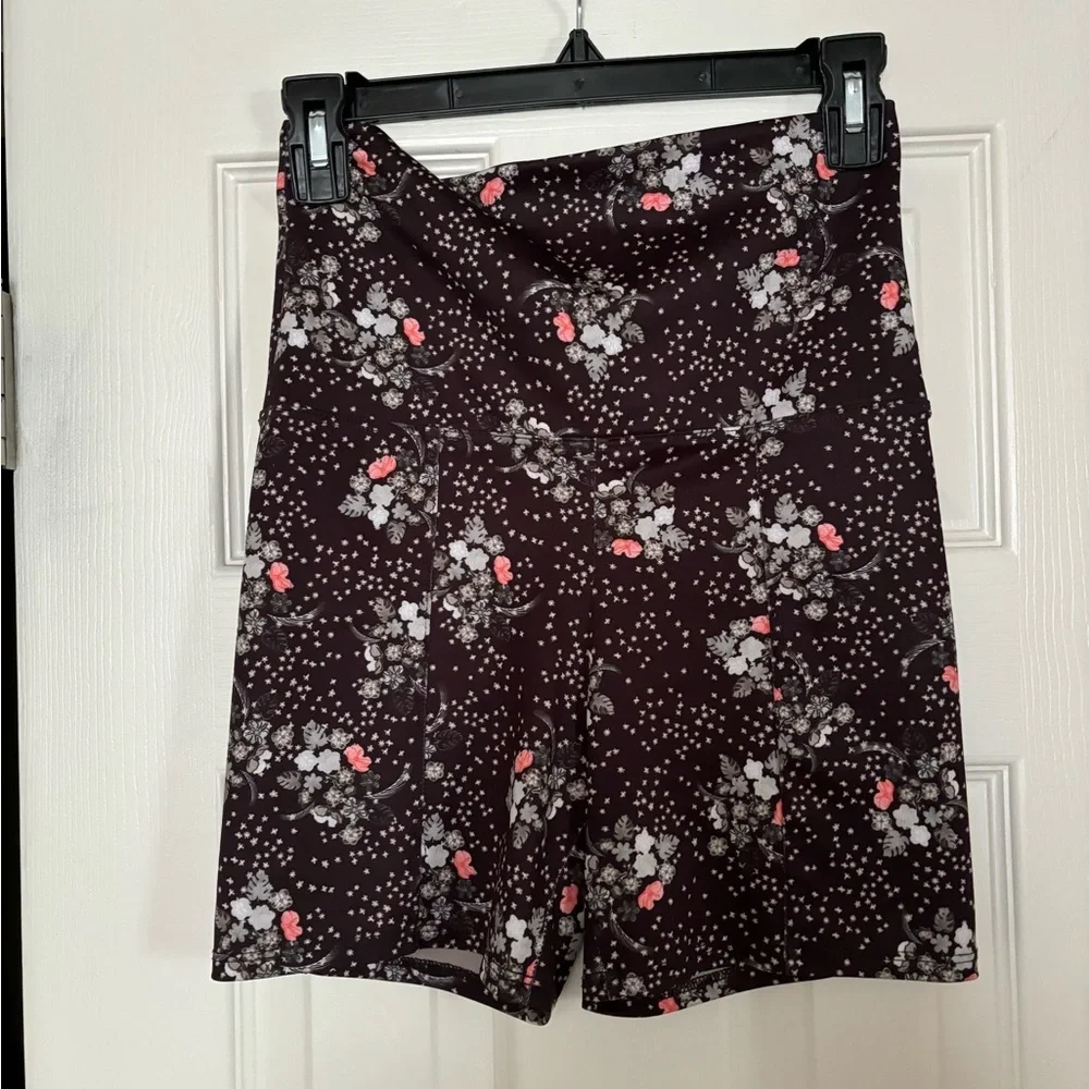 LIVE THE PROCESS | Brown Floral Bike Shorts Sz M‎