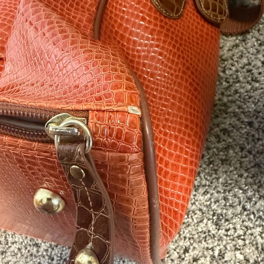 Samantha Brown Women's Orange and Brown Croc-Texture Tote Bag Carryon