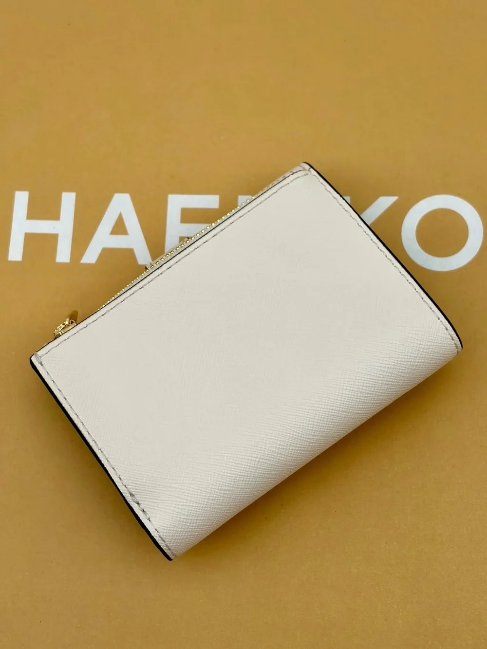 Michael Kors compact michael