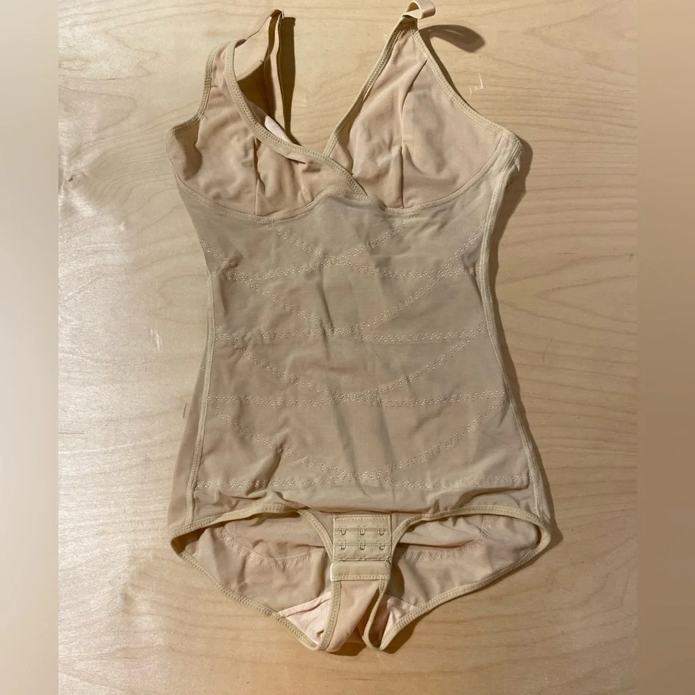 Irisnaya stylish beige