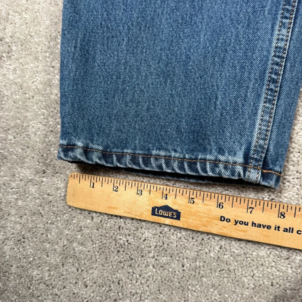Levis measurements waist