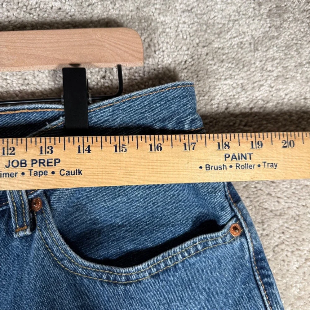 Levis measurements waist