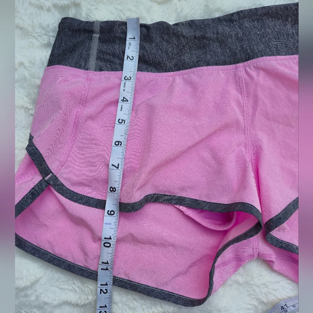 lululemon athletica comfortable chic