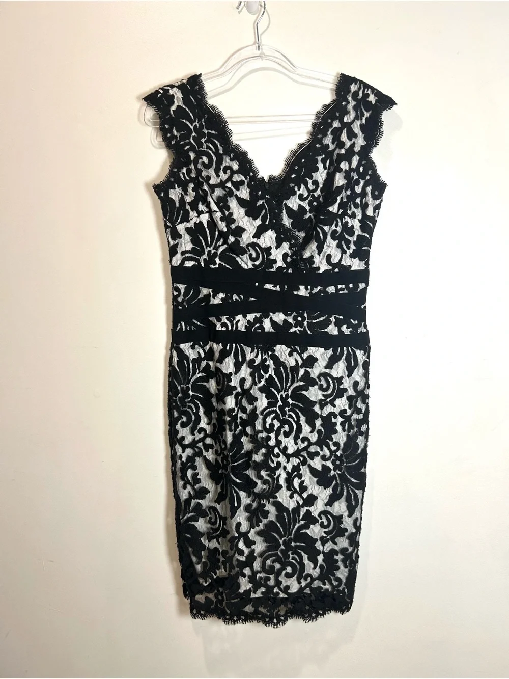 Tadashi Shoji grunge black
