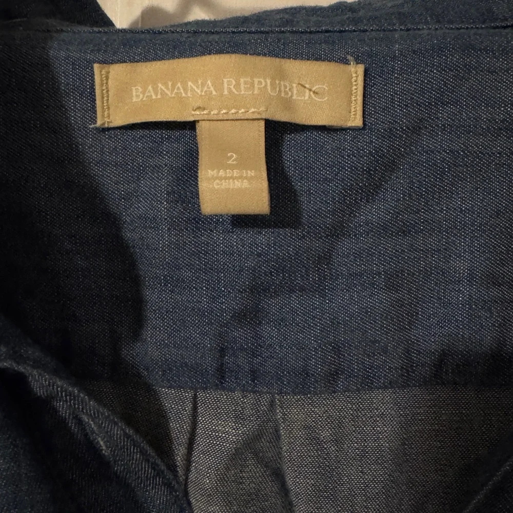 Banana Republic this material