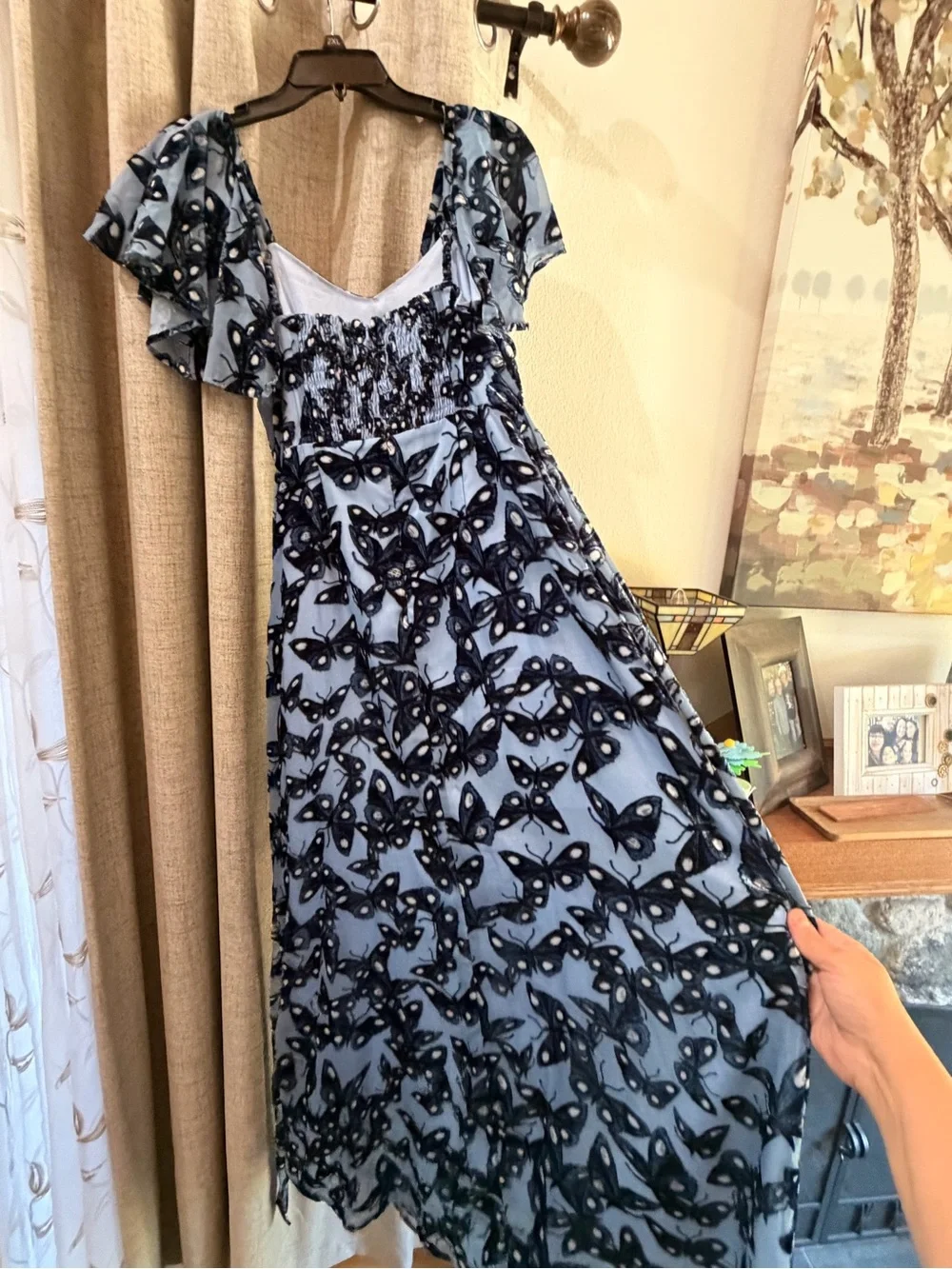 La Femme En Noir flowy maxi