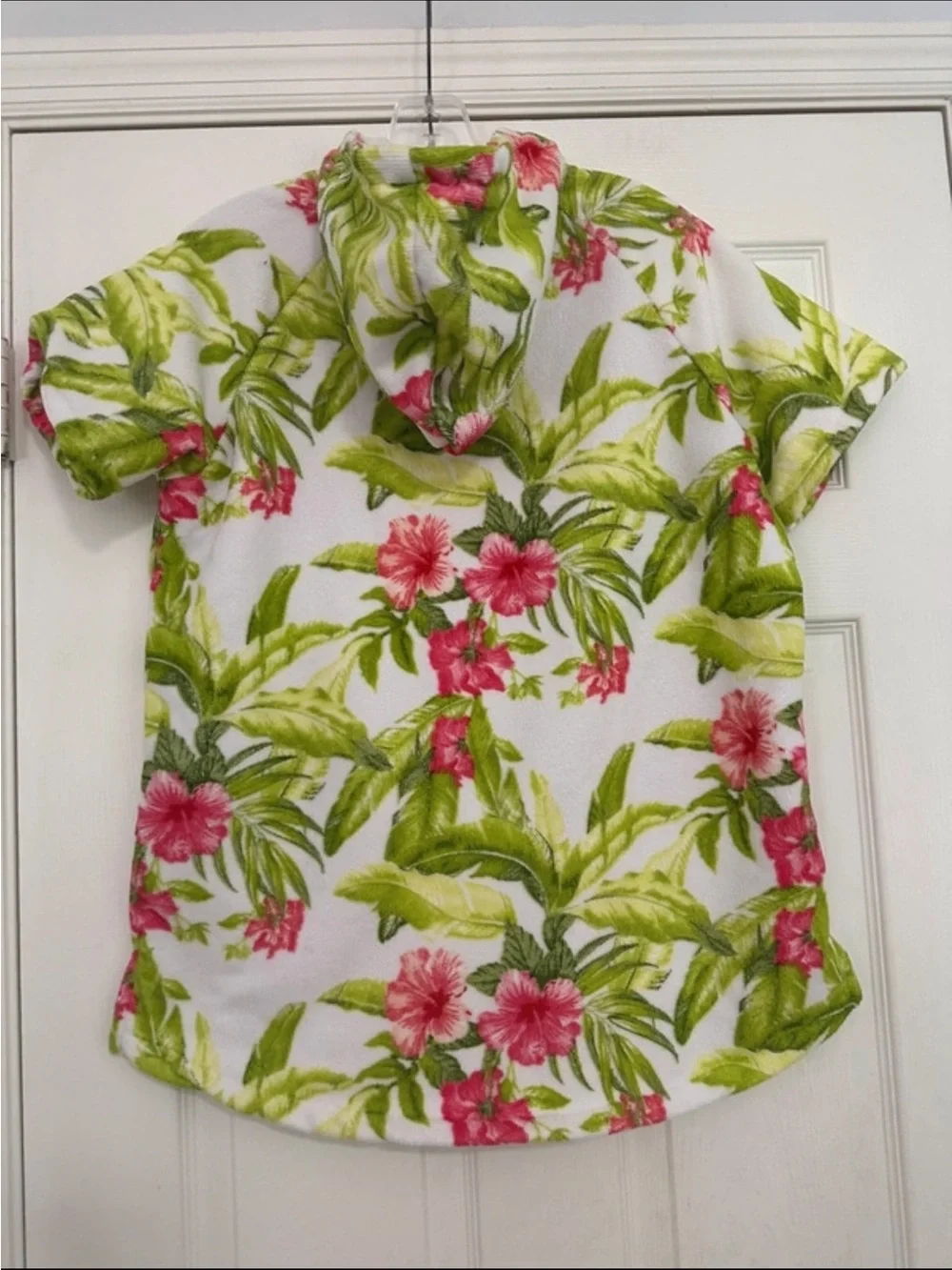 Tommy Bahama size 12