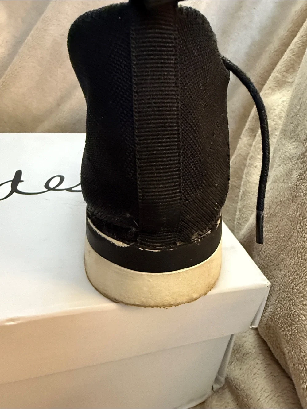 J Slides comfortable black