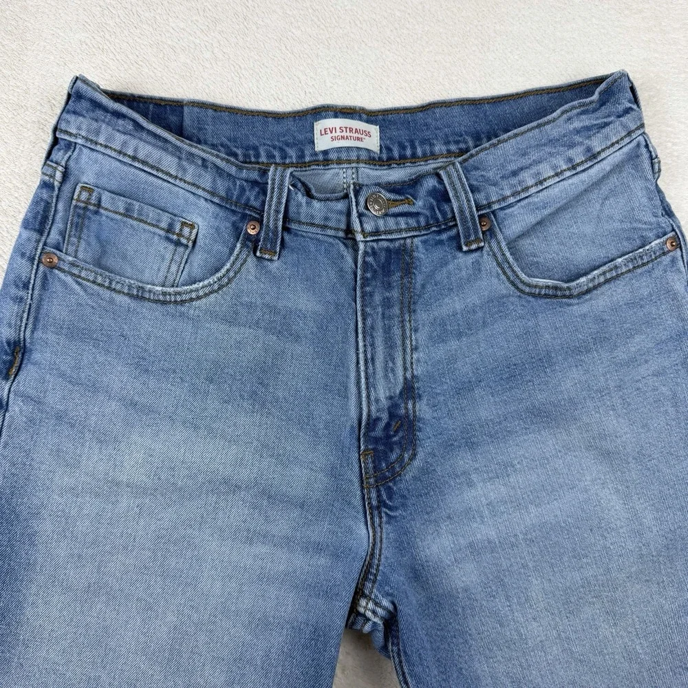 Levis excellent like
