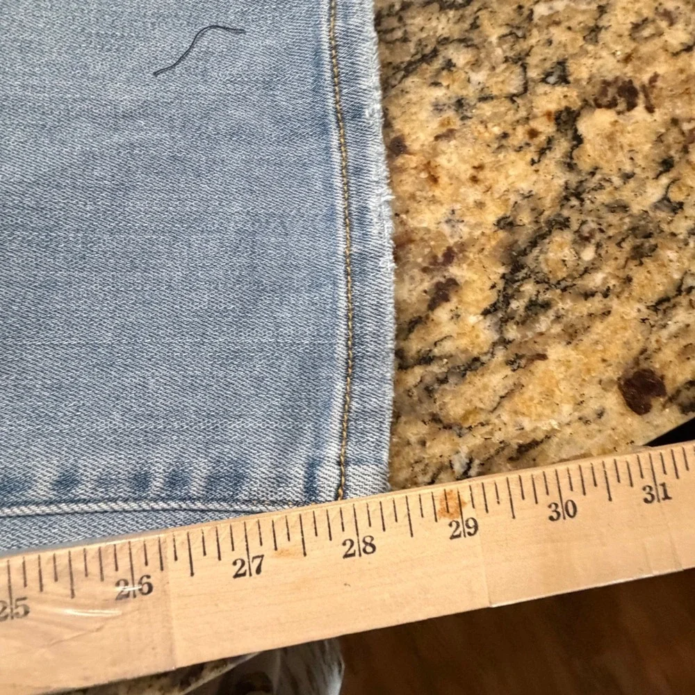 Universal Thread rise inseam embroidery