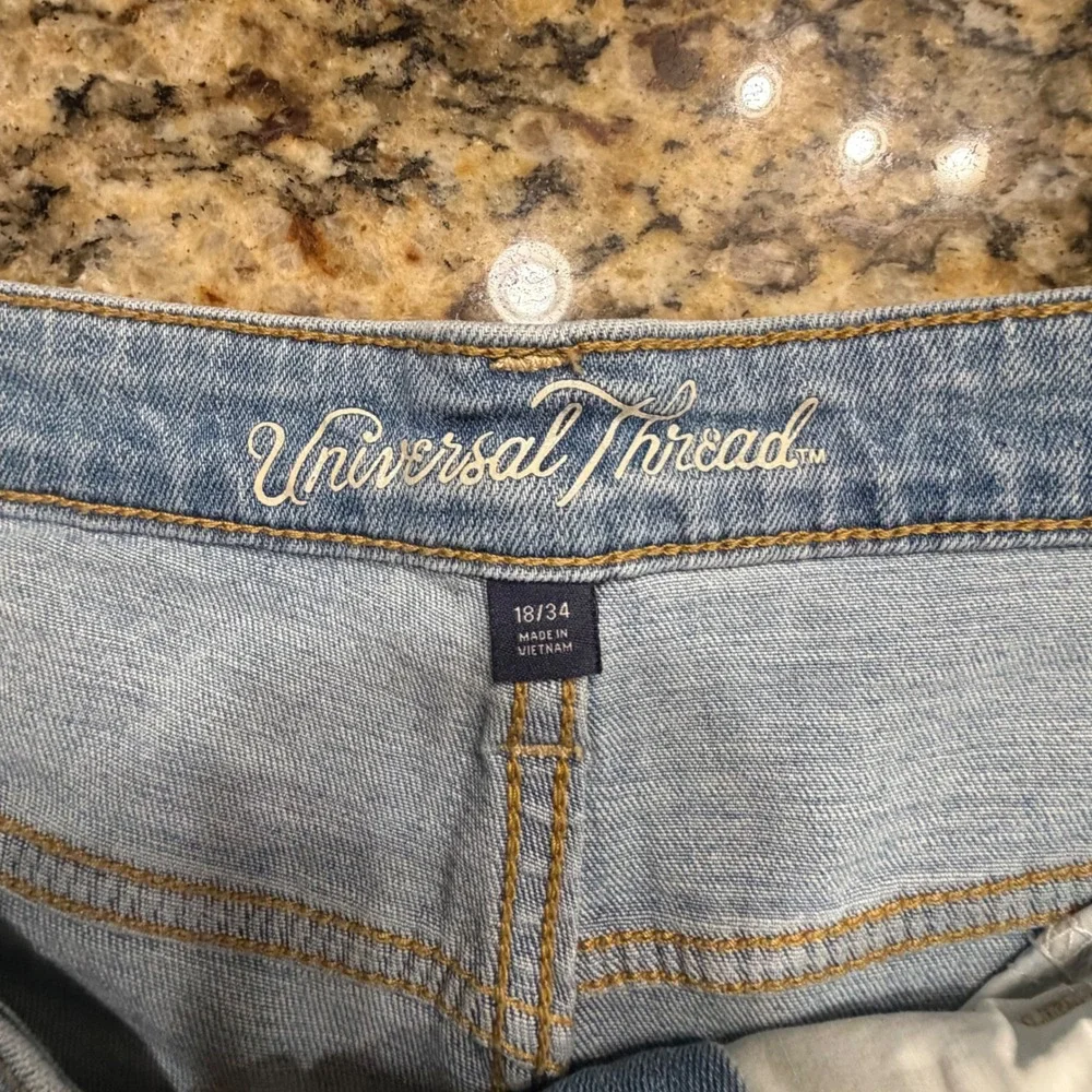 Universal Thread thread chic back