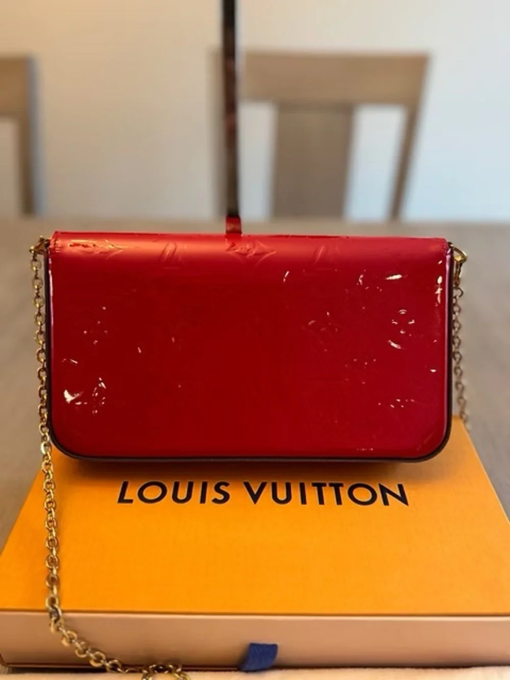 Louis Vuitton snap gold leather