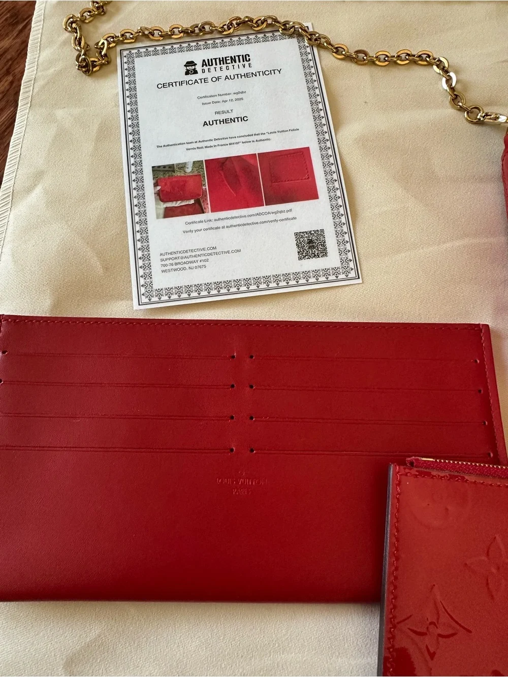 Louis Vuitton strap louis envelope