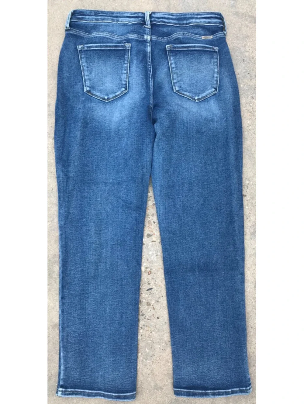 KanCan carlin blue