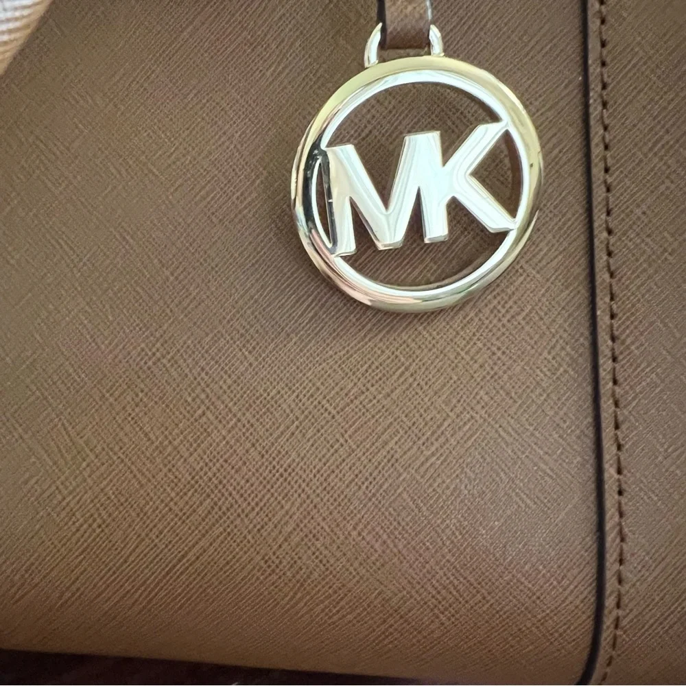 Michael Kors versatile depth