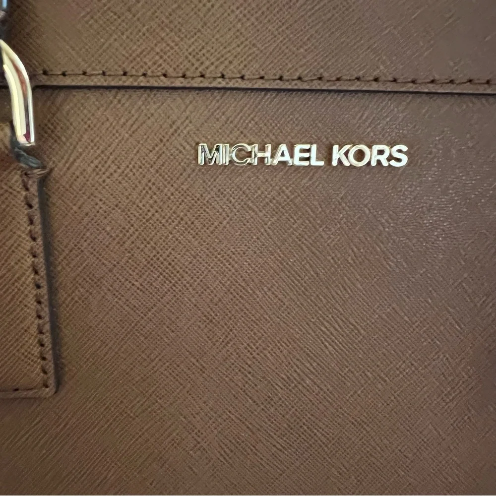 Michael Kors 5” mk by