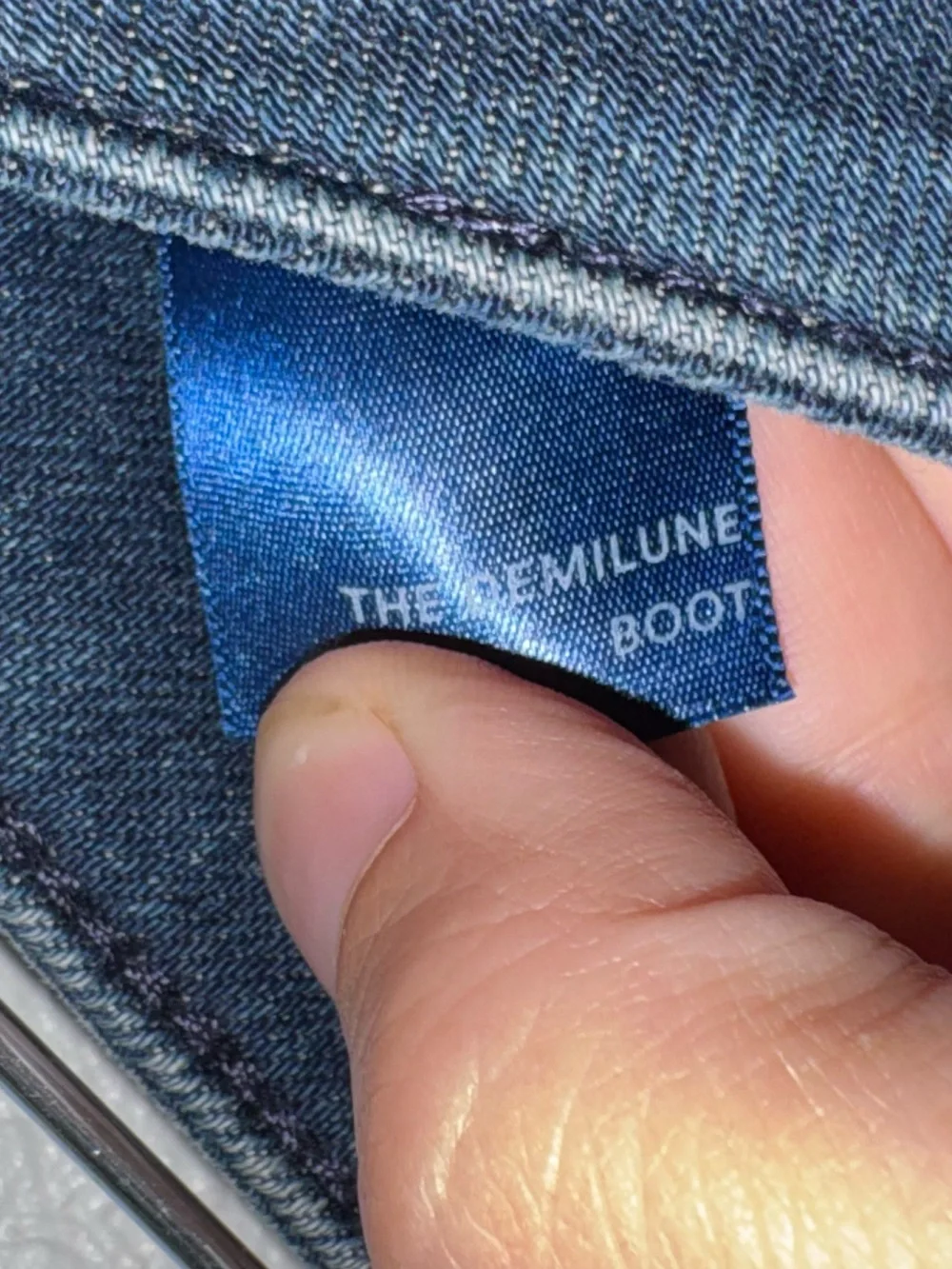 Anthropologie pilcro demilune