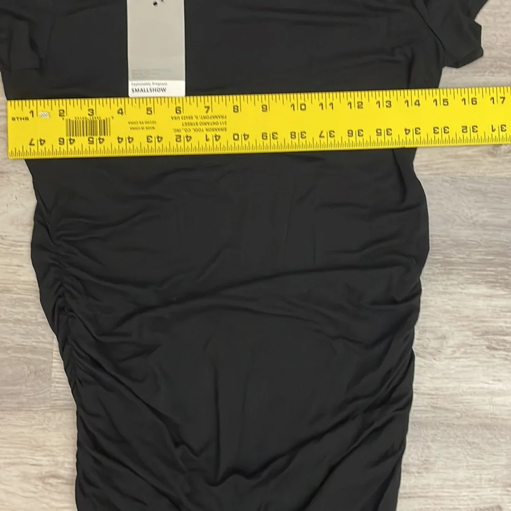NWT Smallshow Black Ruched Sides Short Sleeve Knee Length Maternity Dress Small