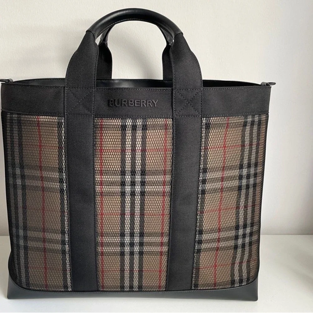 NWT Authentic Burberry Ormond Check Tote Archive Beige Travel Bag