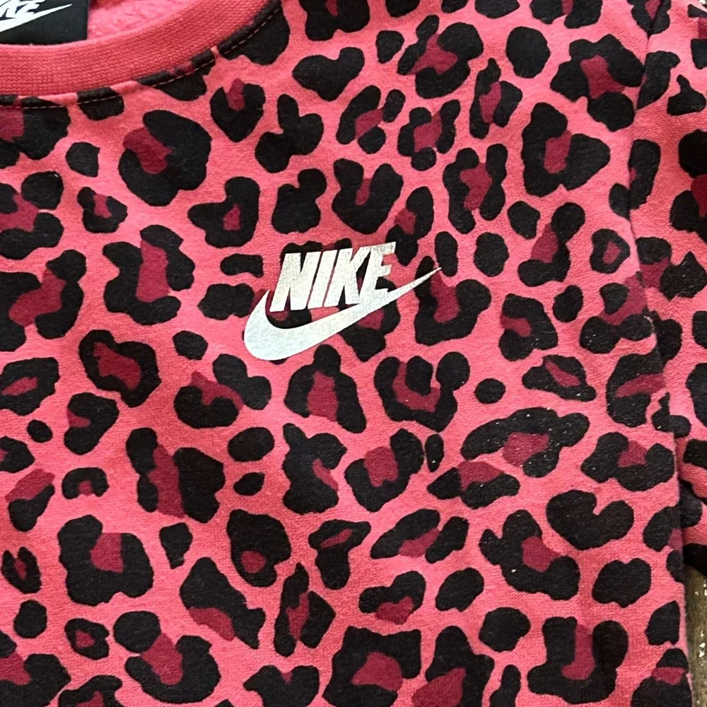 Nike bold casual