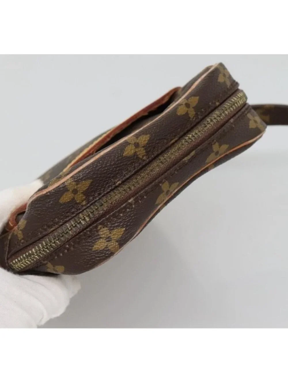 Louis Vuitton pre owned