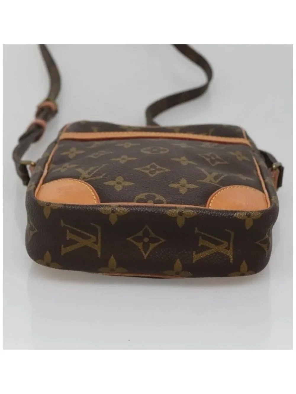Louis Vuitton pre owned