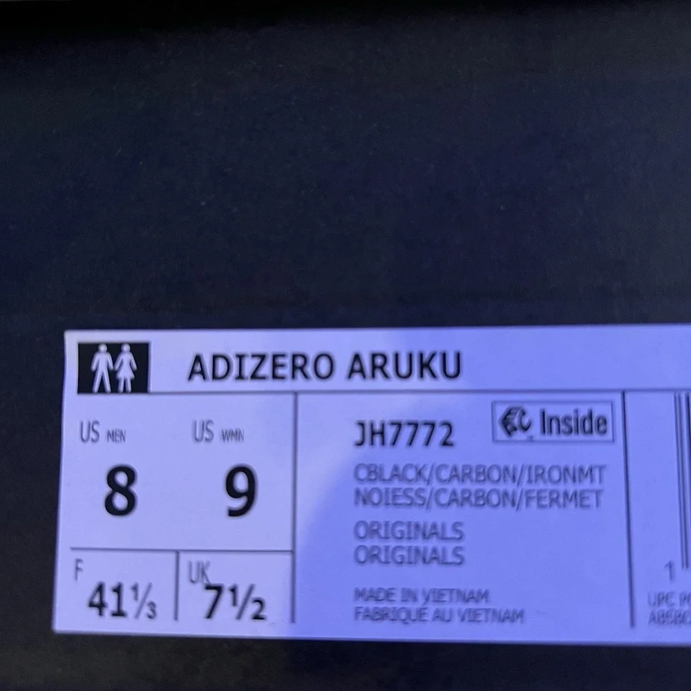 Mens 8 , Womens 9 - Adidas Originals Adizero Aruku  Running Shoes  Core Black