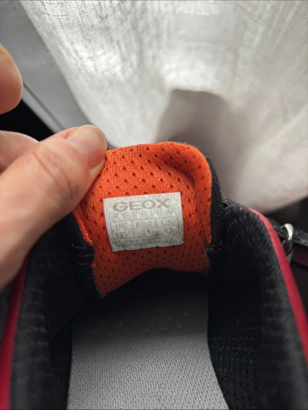 Geox cushioned athletic loop