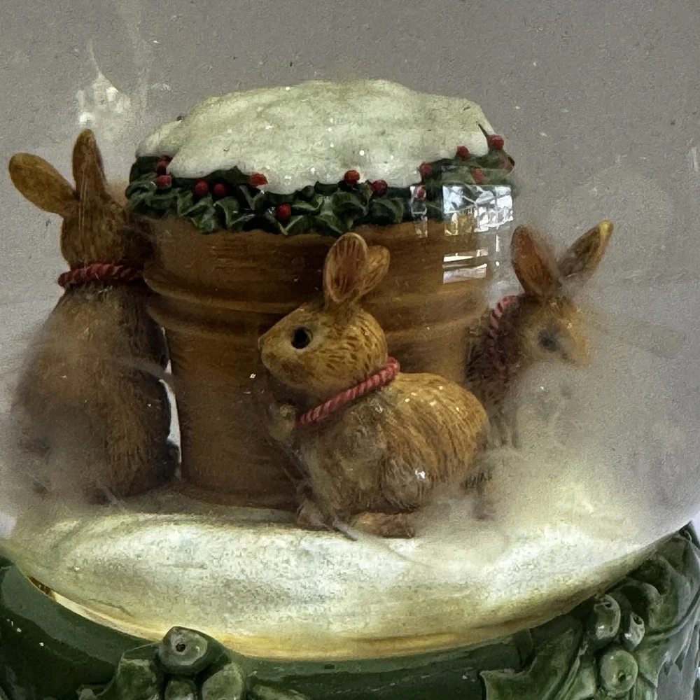 Hallmark liquid inside