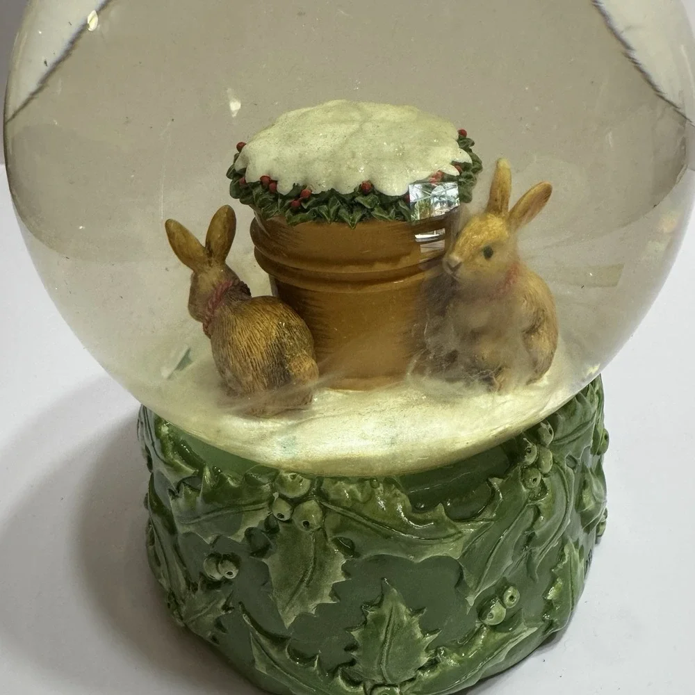 Hallmark liquid inside
