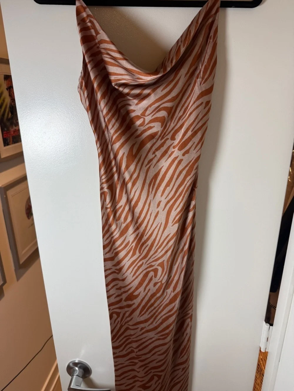 Selfie Leslie pink orange