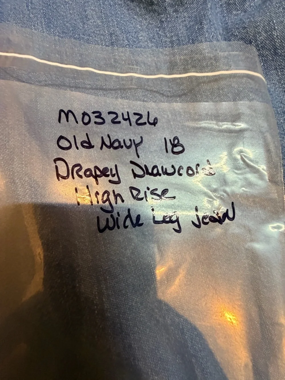 Old Navy m032426 stylish