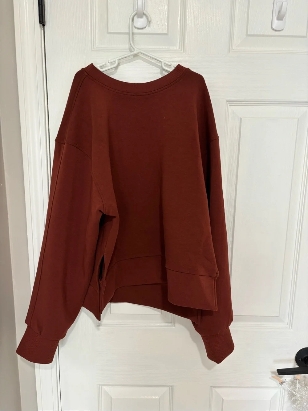 CALIA by Carrie Underwood soft crewneck