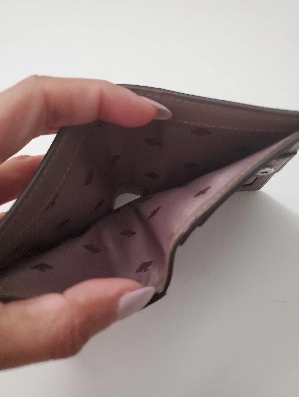 Kate Spade Mauve/taupe Bifold Compact Wallet Minimalist Preppy