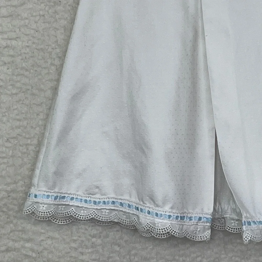 Unbranded white sleeveless