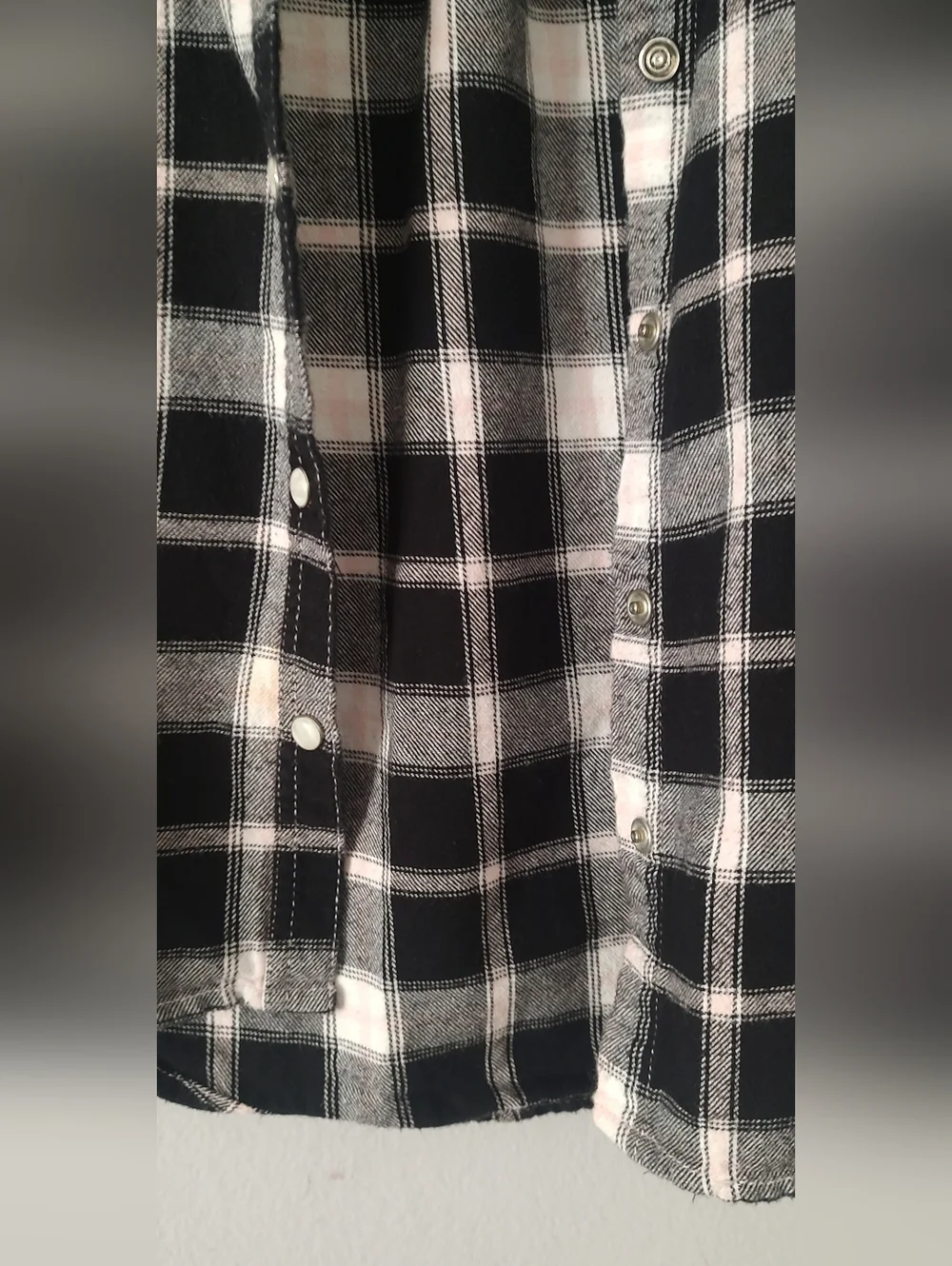 Tractr Black and White Plaid Button-Down Shirt