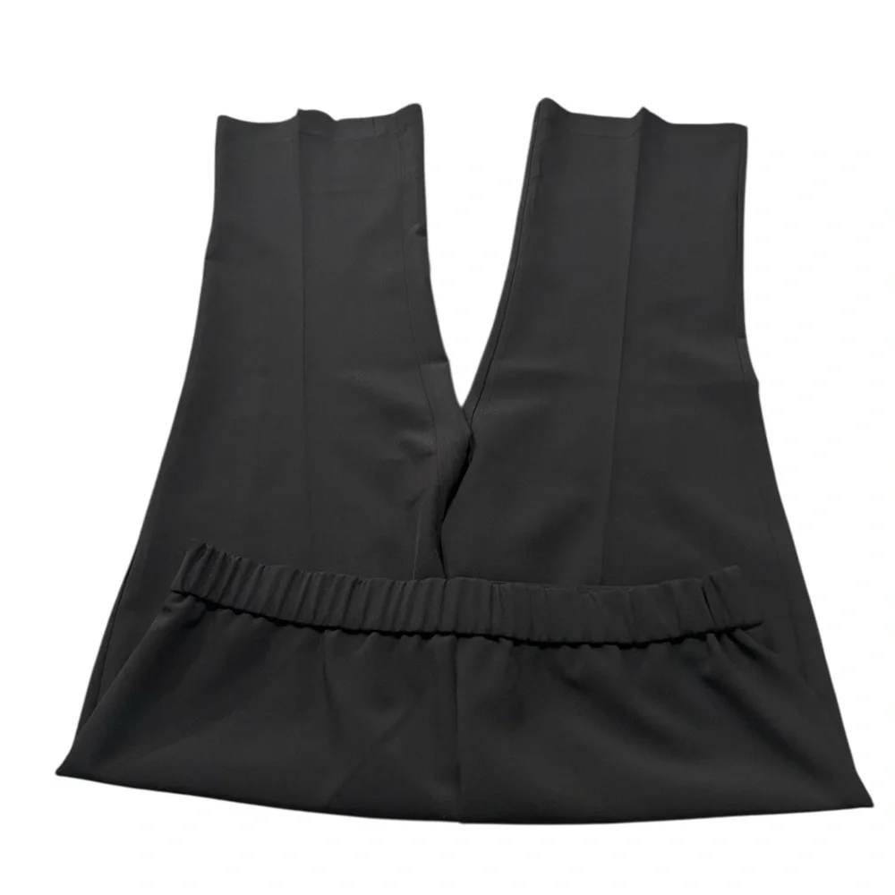 ESTELLE & FINN black pull on cropped pants