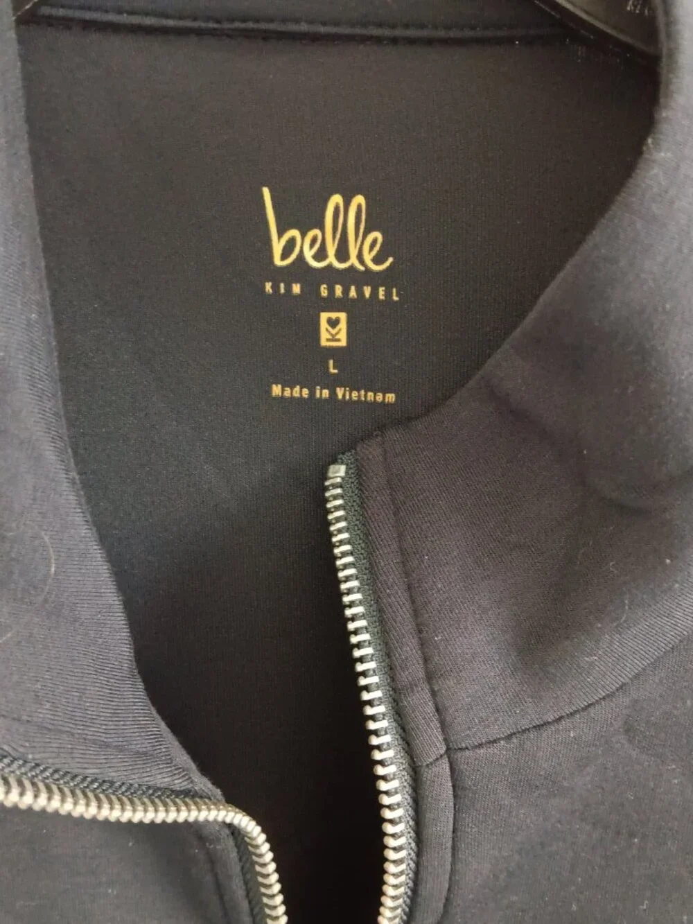 Belle by Kim Gravel good black