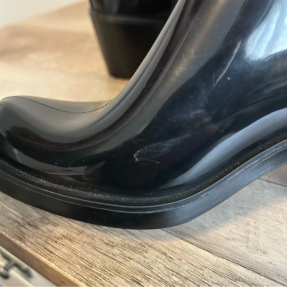 Gucci devendra rubber
