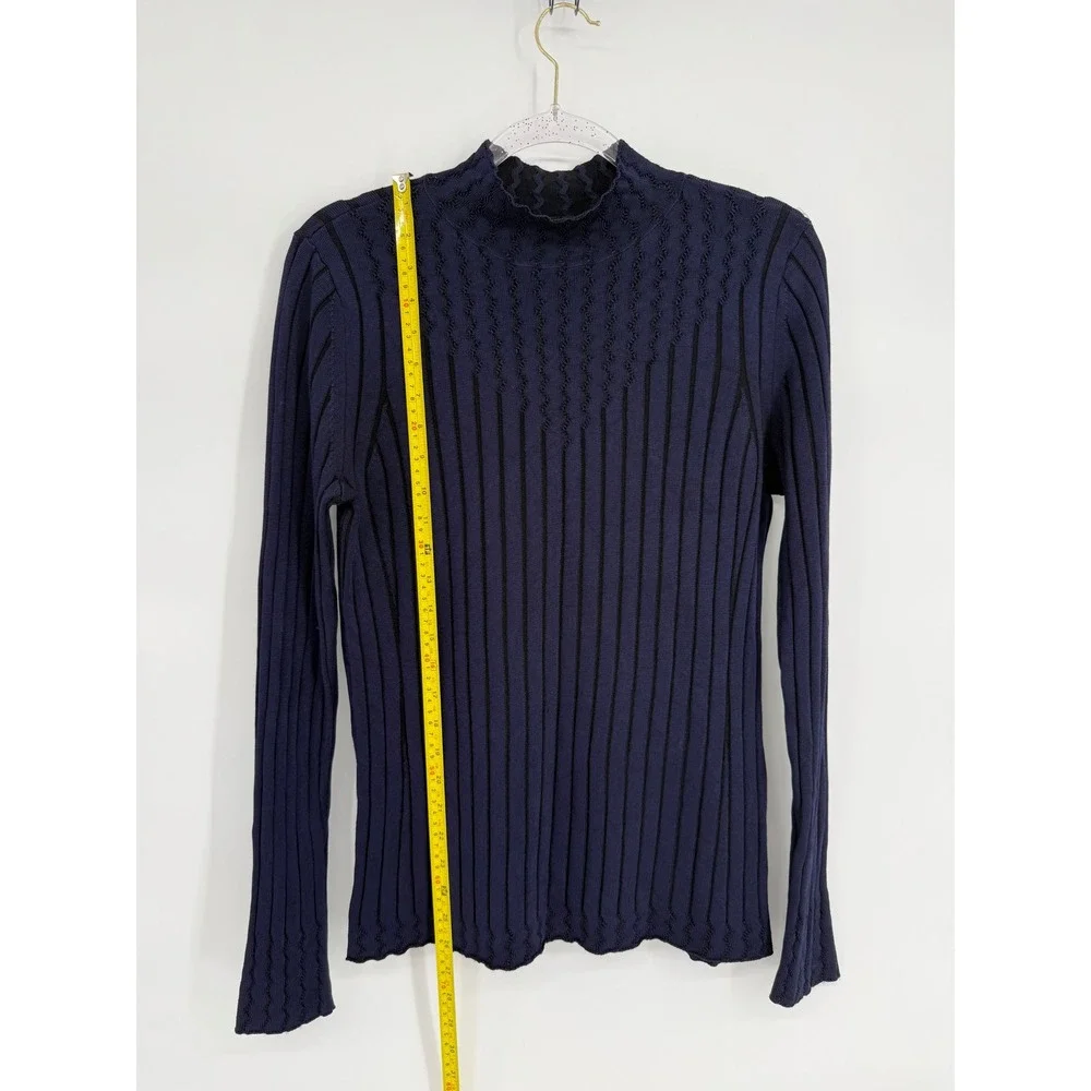White House Black Market color body