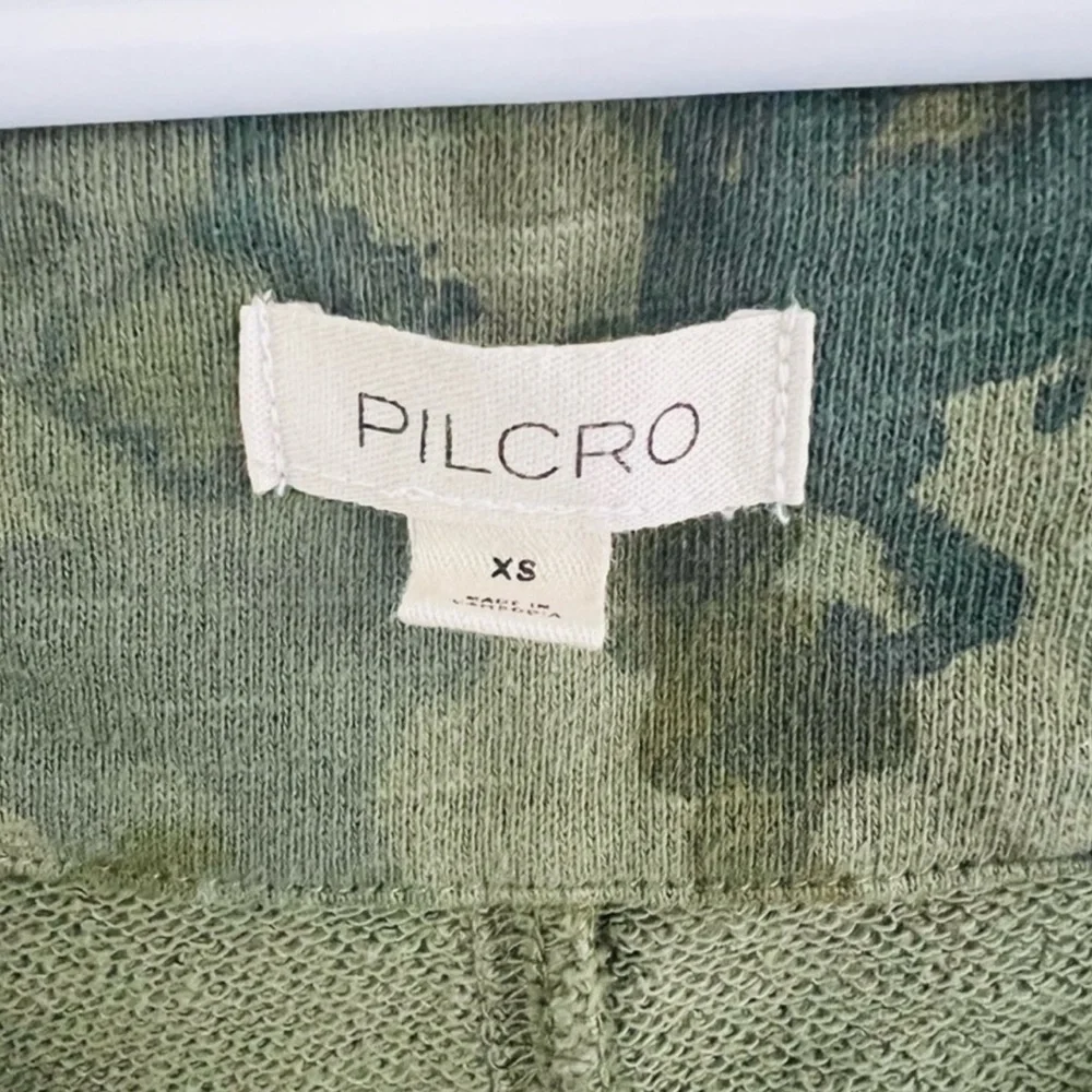 Pilcro green camo
